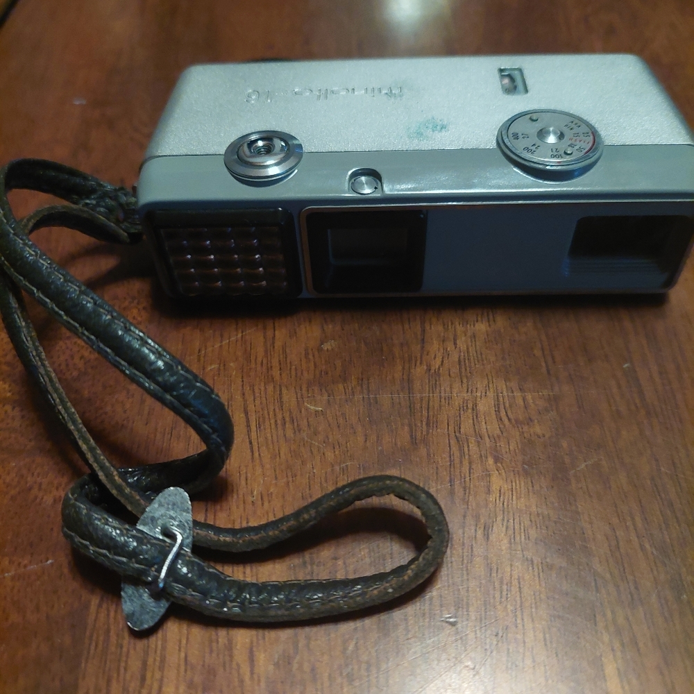 Minolta 16 E-E Pocket Spy Camera 10 x 14 2.8/25 Rokkor Lens Made In Japan